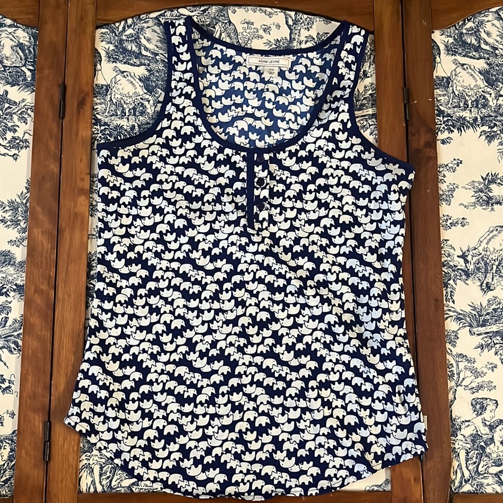 Blue & white elephant tank SIZE XS